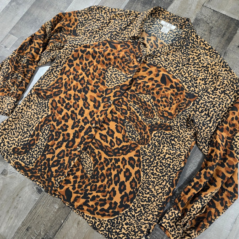 Fu Da Vintage 100% Silk Leopard Cheetah Print Button Down Shirt Large Blouse